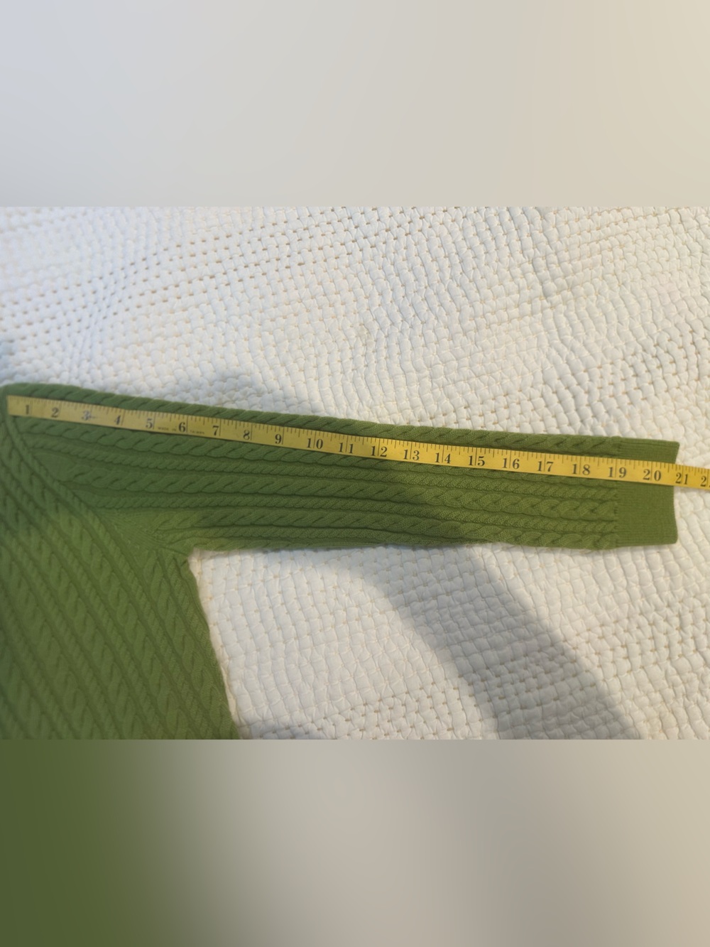 J-Crew Cable-knit crewneck cardigan in merino wool color August Peridot Size XS - Picture 8 of 8